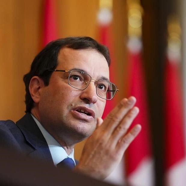 Federal emissions reduction plan still coming up short: environment commissioner